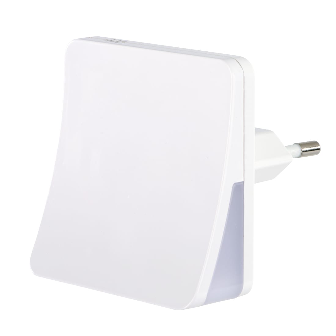 ADAPTADOR DE VIAGEM ‘EDGE’ 3 PINOS COM SENSOR NOTURNO E LUZ QUENTE HAMA