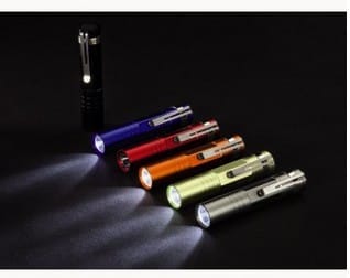 LANTERNA LED COM DISPLAY COR SORTIDA HAMA